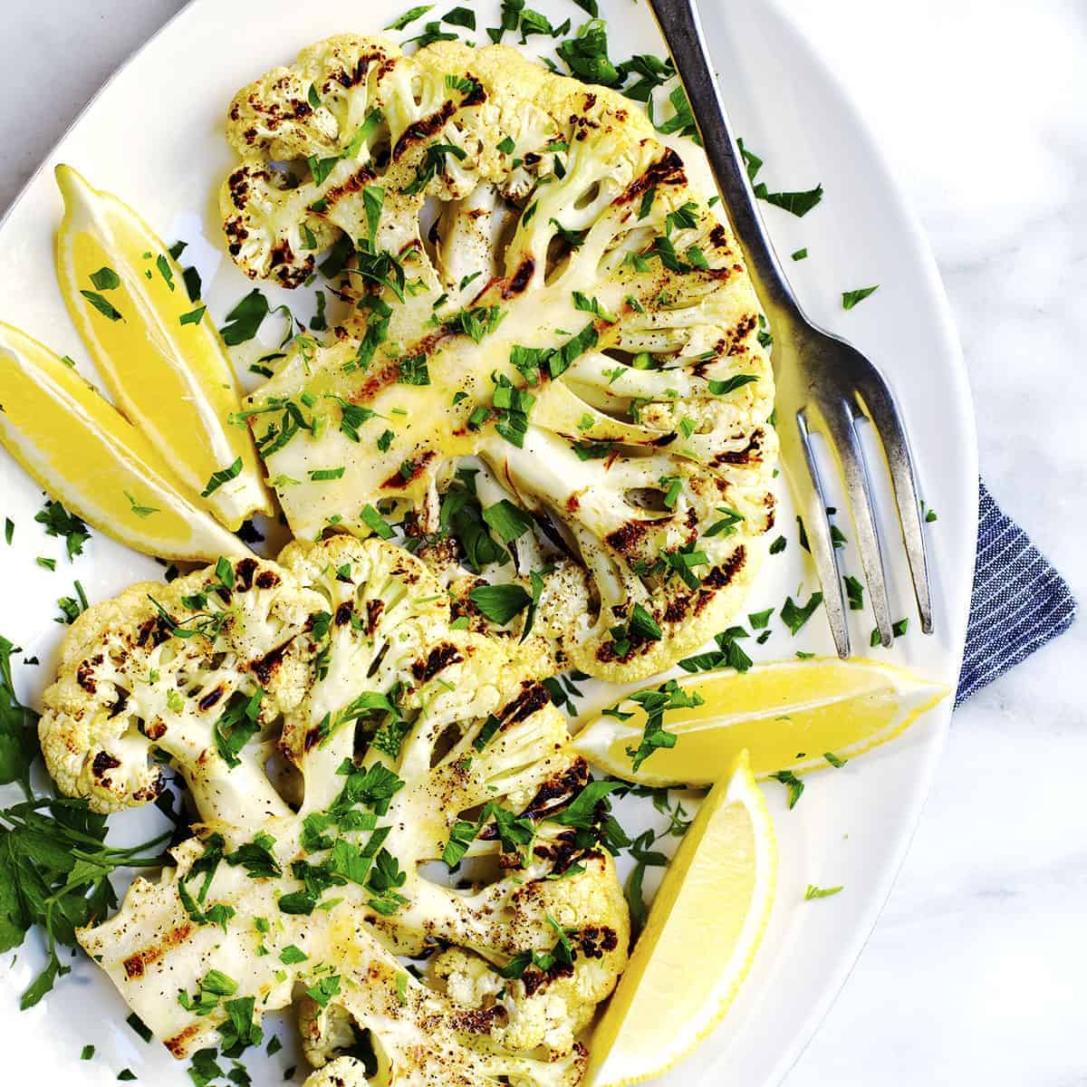 Grilled Cauliflower Secrets: Cut Thin, Keep Core for Perfect Steaks